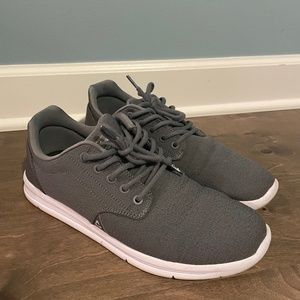 Travis Matthew Men’s gray sneaker